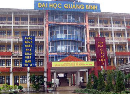 Đại học Quảng Bình chấm thi sai trên 800 bài